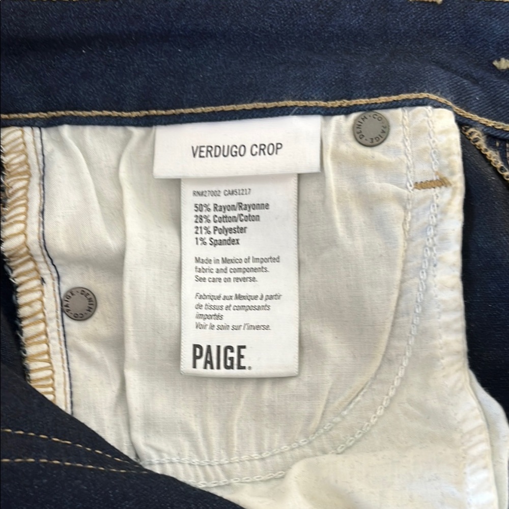PAIGE Blue Skinny Jeans Versatile Style
Size 26
25 inch inseam - Picture 5 of 5